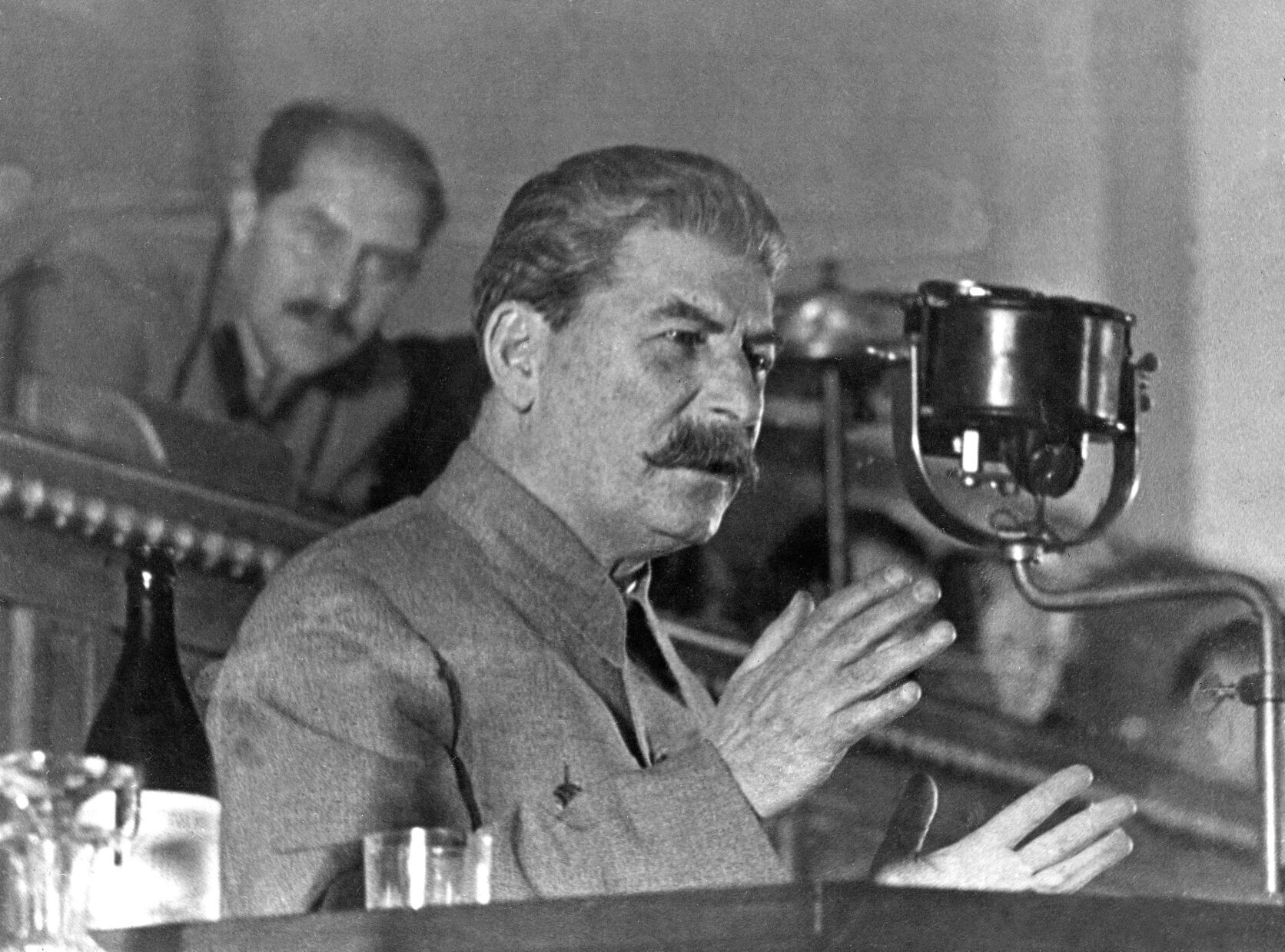 1937: Josef Stalin